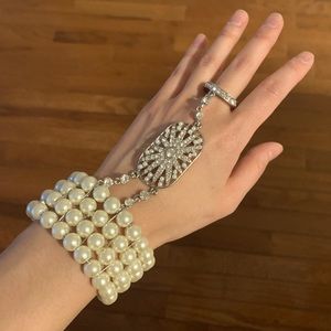 Pearl and Crystal bracelet